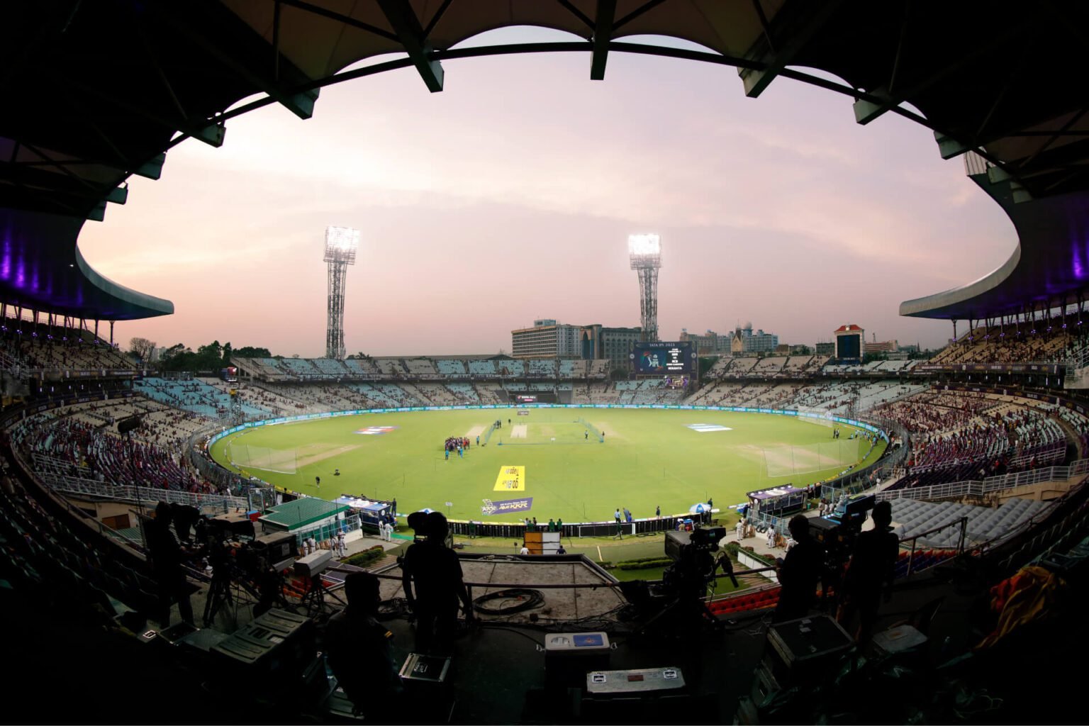 KKR vs SRH Pitch Report IPL 2025, Match 15 – Eden Gardens, IPL Records, Stats