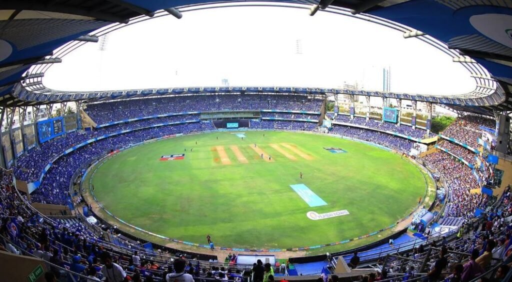 MI vs SRH Pitch Report IPL 2025, Match 33 – Wankhede Stadium, Mumbai, IPL Records, Stats